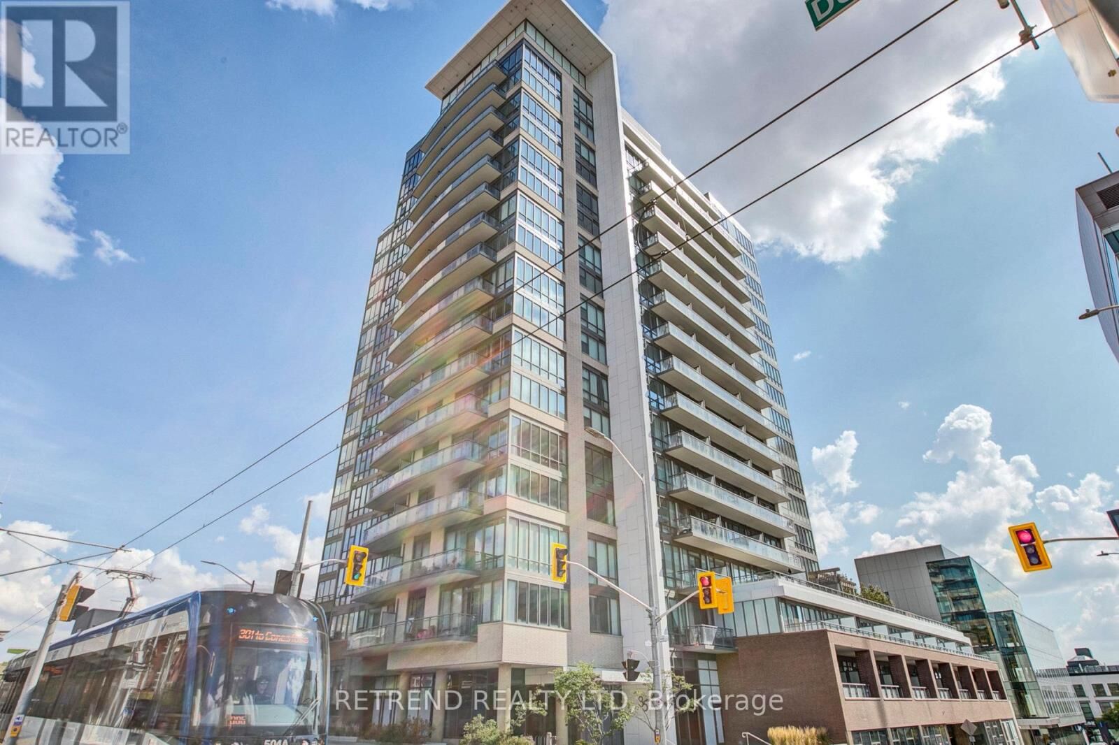 Property Photo: 85 Duke Street West 1504 ON N2H 0B7