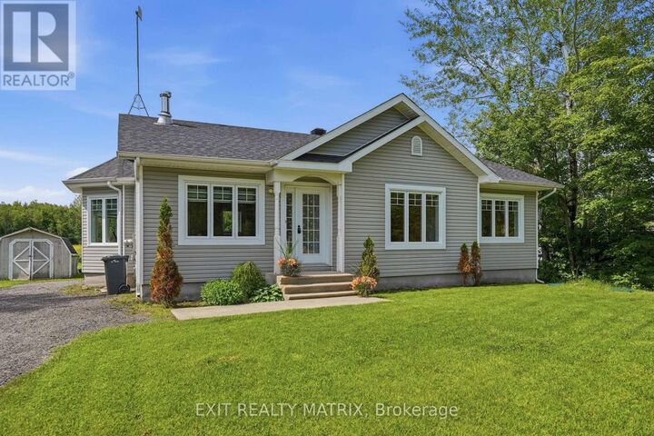 Property Photo: 3680 Pattee Road ON K6A 2R2