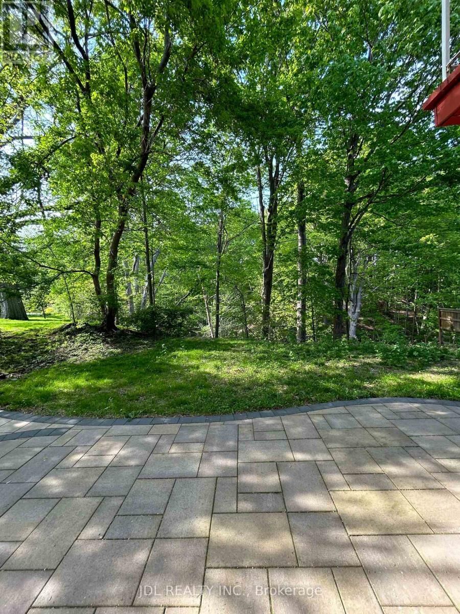 Property Photo: 62 Banstock Dr. Drive ON M2K 2H6