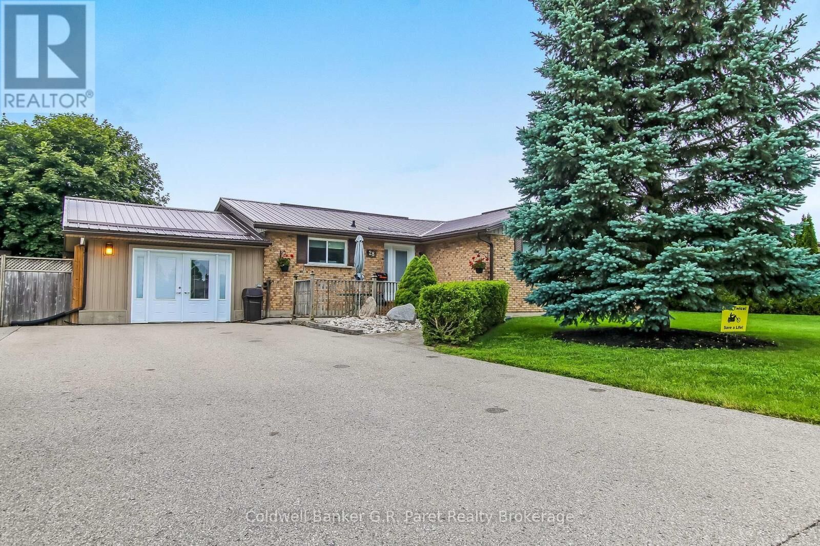 Property Photo: 28 Peggy Avenue ON N0J 1N0