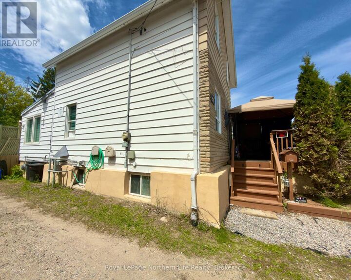 Property Photo:  433 O'Brien Street  ON P1B 5W2 