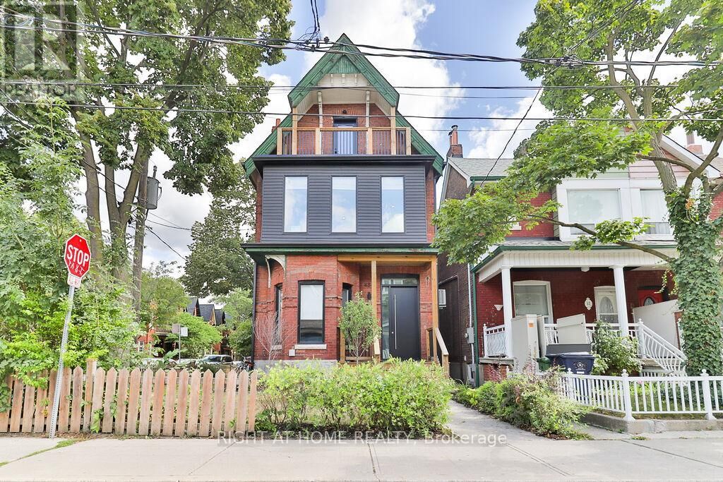Property Photo:  45 Brock Avenue 2  ON M6K 2K9 