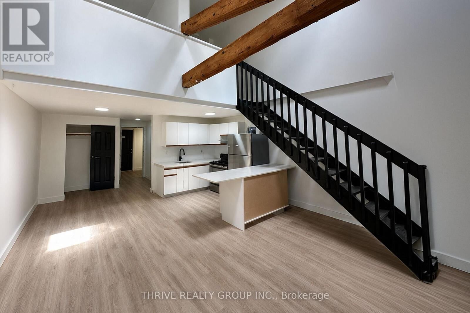 Property Photo:  87 Frank Street 301  ON N7G 2R5 