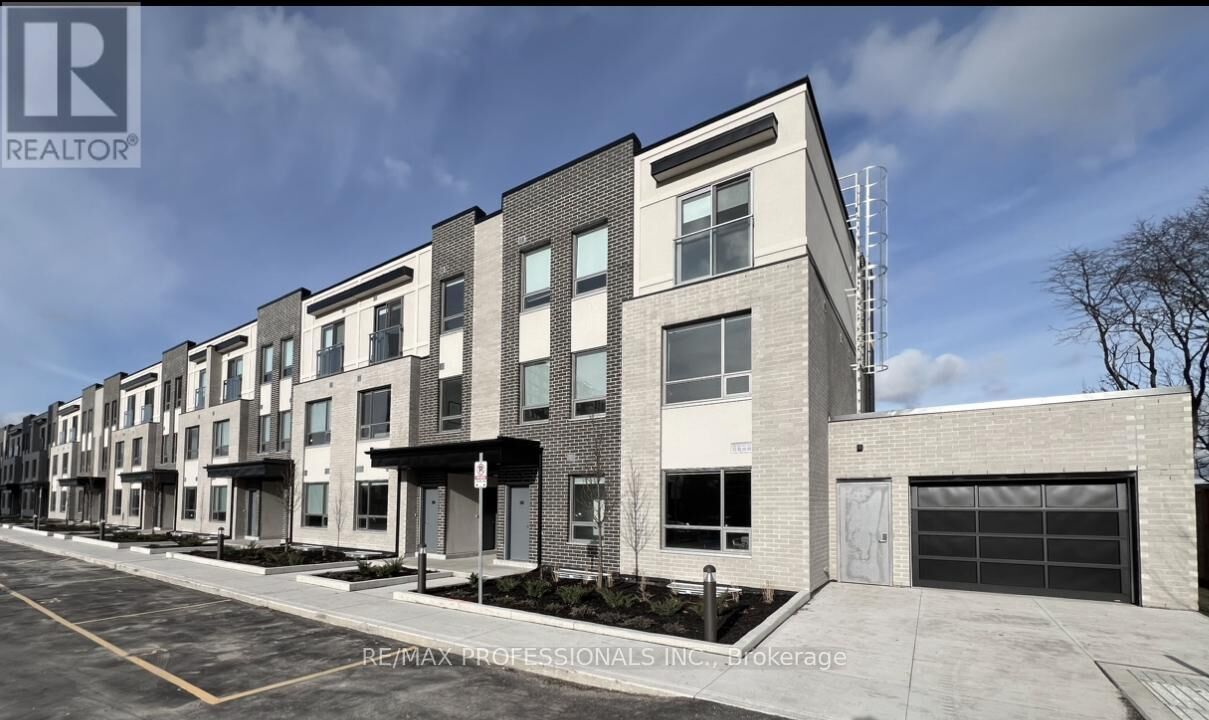 Property Photo:  62 Dixfield Drive 102  ON M9C 3W1 