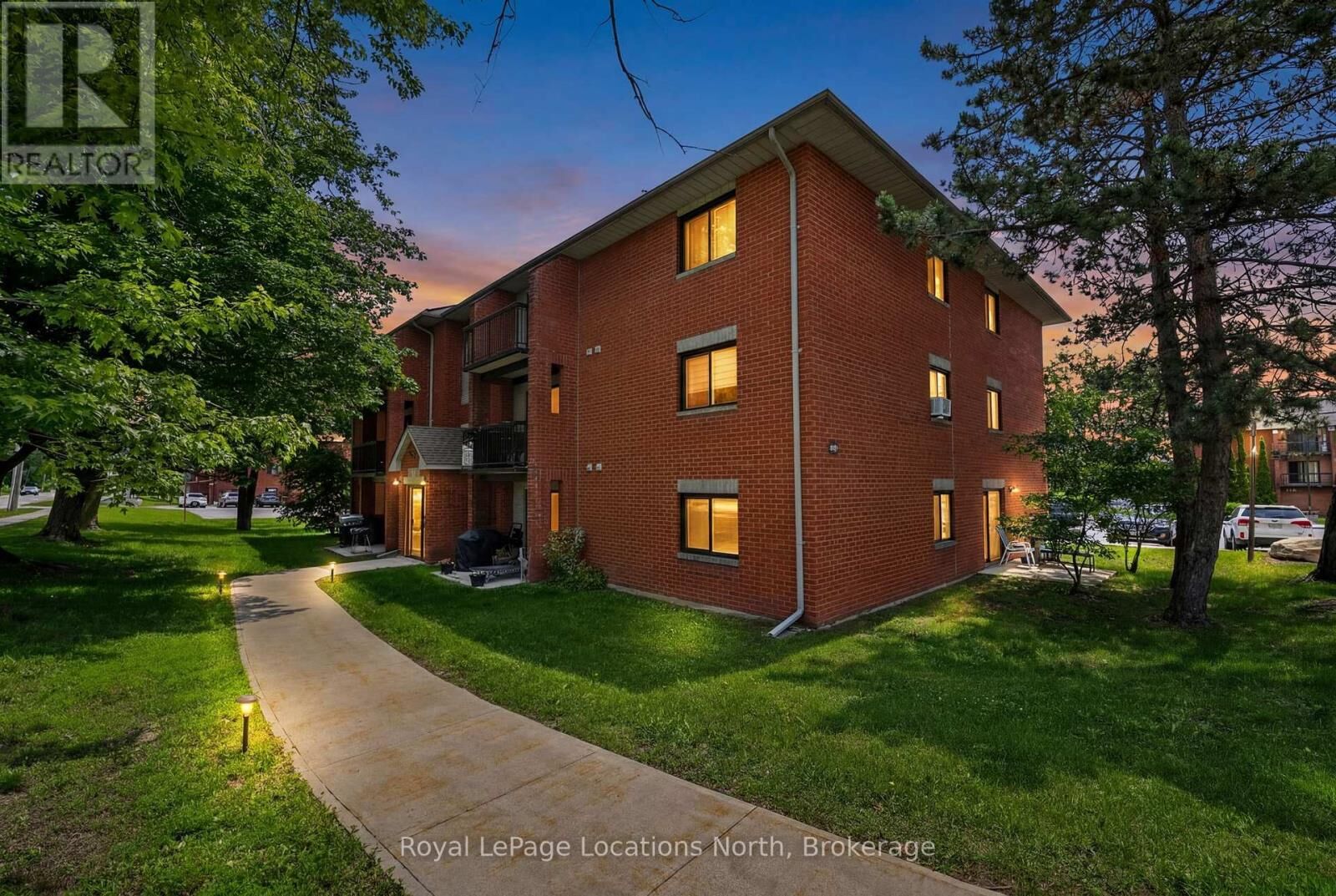 Property Photo:  163 Edgehill Drive D7  ON L4N 1L9 