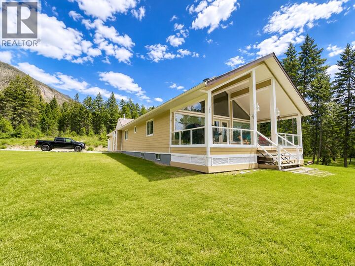 Property Photo: 5226 Juniper Heights Road BC V0A 1K2