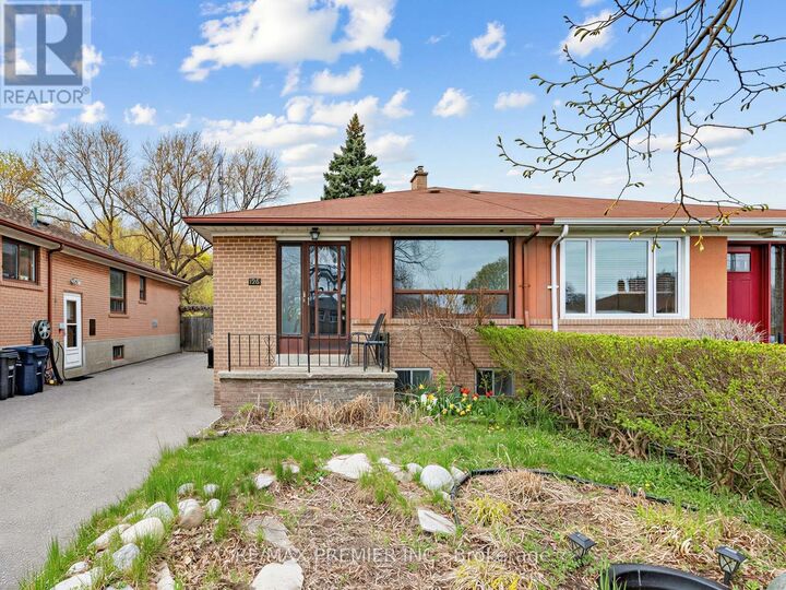 Property Photo:  126 Langden Avenue  ON M6N 2L5 