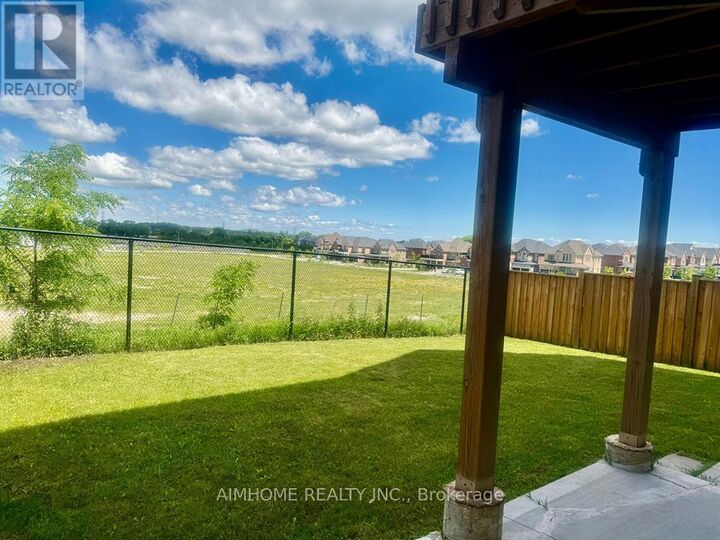 Property Photo:  18 Frank Kelly Drive  ON L9N 0V2 