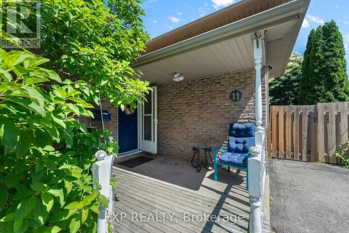 Property Photo: 11 Abraham Drive ON L2M 6K7