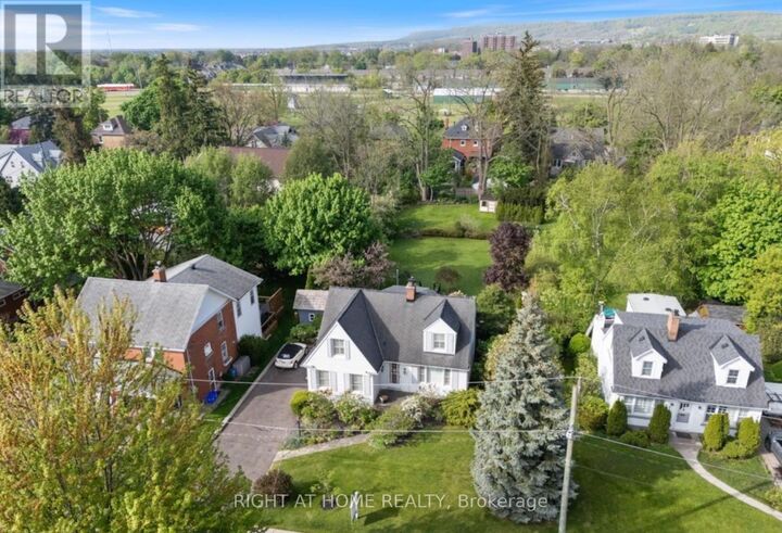Property Photo: 124 Lydia Avenue ON L9T 2H1