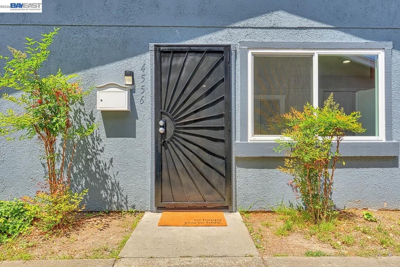 Property Photo:  4556 Reyes Dr  CA 94587 
