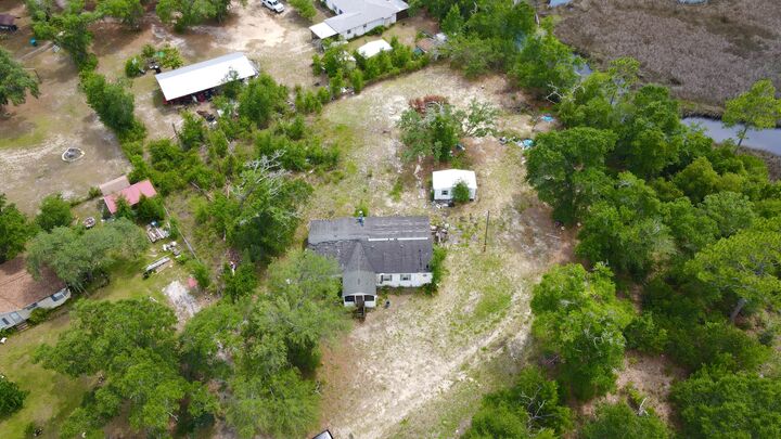 Property Photo:  1125 Donald Penny Drive  FL 32409 