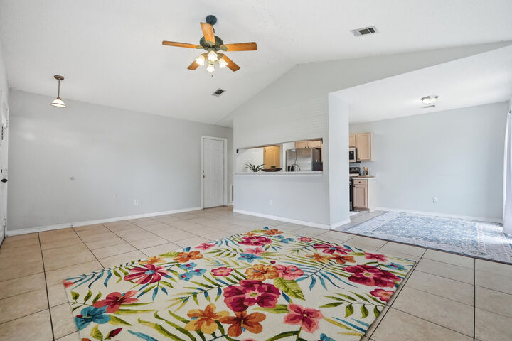 Property Photo: 657 Jerrells Avenue FL 32547