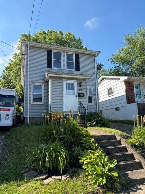 Property Photo:  1027 W 32nd Street  PA 16508 