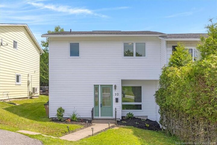 Property Photo: 10 Noel Avenue NB E2K 4M2