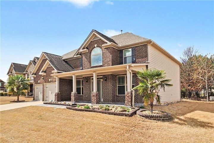 Property Photo:  1941 Weatherstaff Lane  GA 30253 