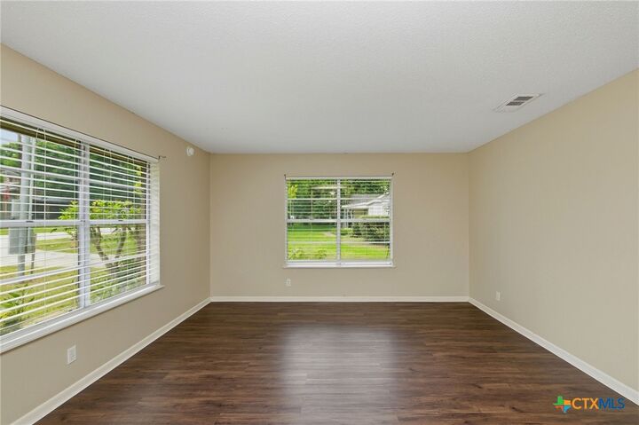 Property Photo: 208 N Cedar Street TX 78610