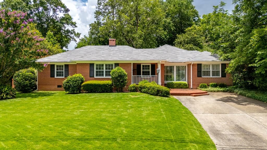 Property Photo:  1615 Iris Drive  GA 31906 
