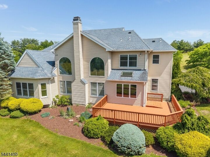 Property Photo:  3 Stark Ct  NJ 08551 