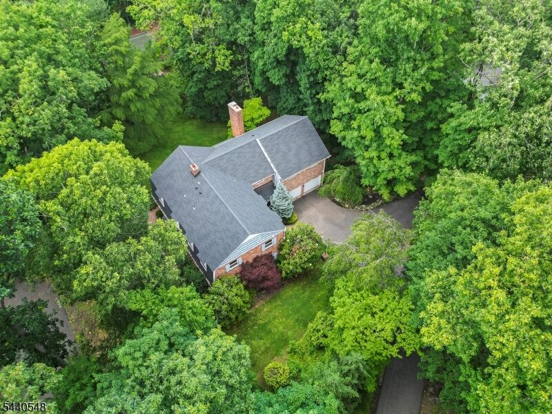 Property Photo:  60 Brook Dr  NJ 07069 