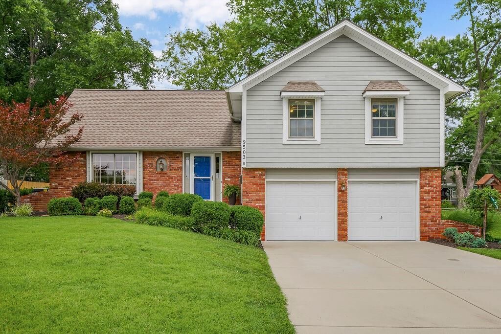 Property Photo:  9503 Farley Circle  KS 66212 