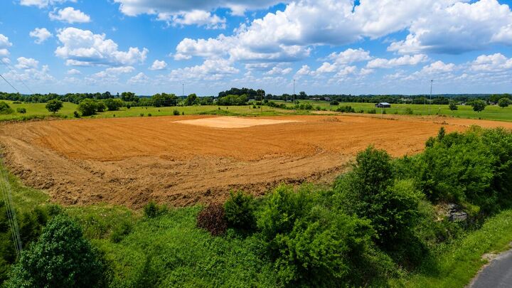Property Photo:  1 Burkesville Road  KY 42728 