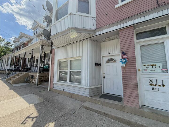 Property Photo:  811 Itaska Street 1st Floor  PA 18015 