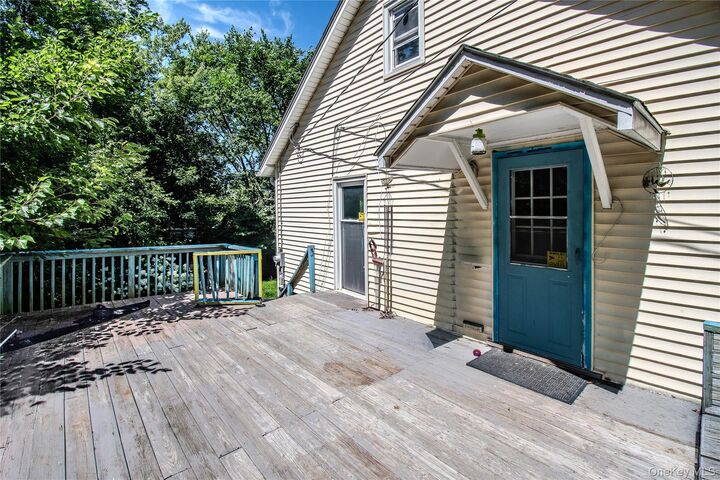 Property Photo:  60 Higgins Trail  NY 10950 