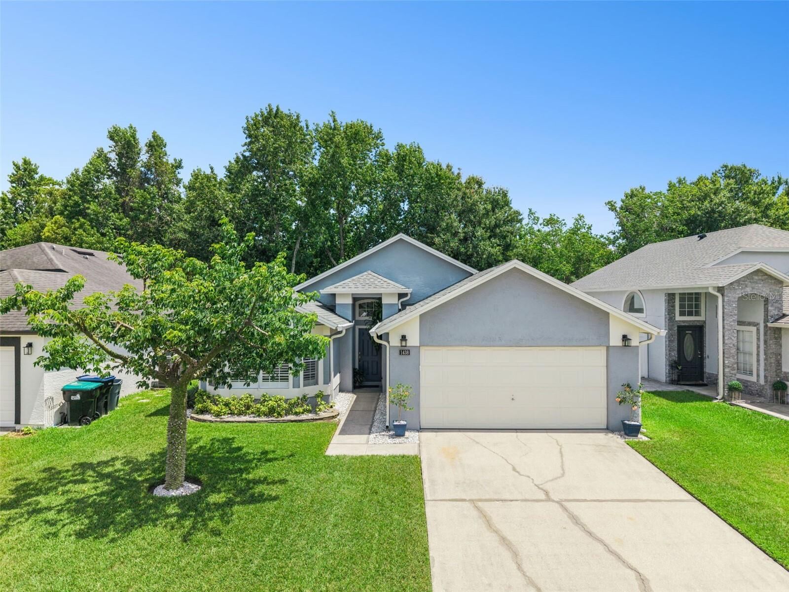 Property Photo:  1438 Welson Road  FL 32837 