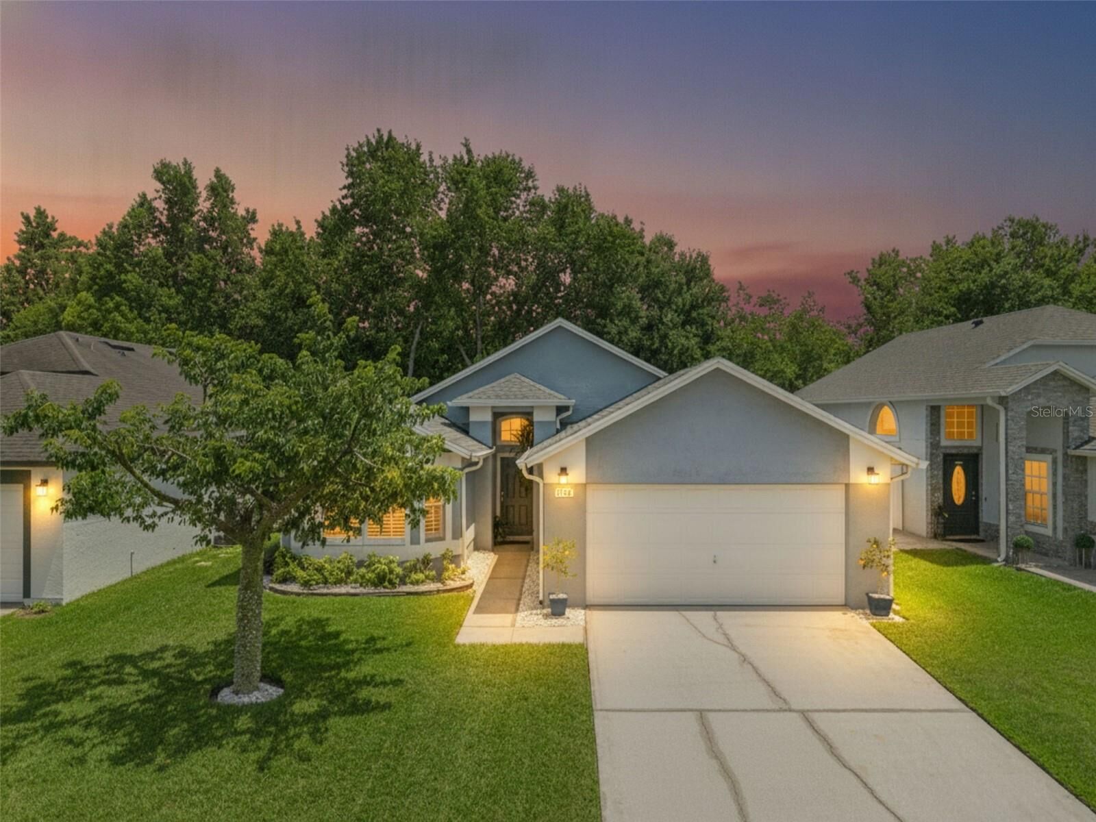 Property Photo:  1438 Welson Road  FL 32837 