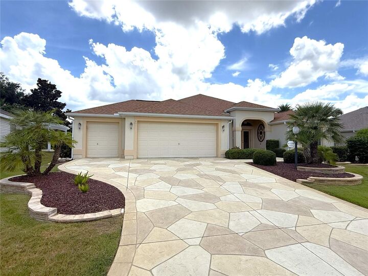 Property Photo:  754 Chapman Loop  FL 32162 
