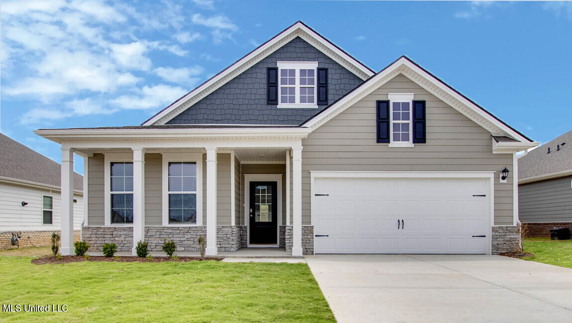 Property Photo:  8383 Bankhead Drive  MS 38654 