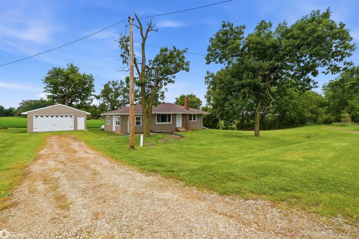 Property Photo:  3088 Main Street Road  IA 50158 