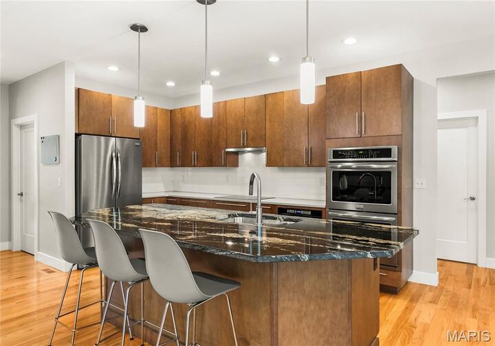 Property Photo:  3037 Roan Hill Drive  IL 62221 