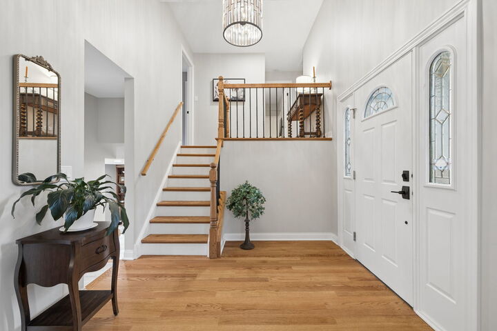 Property Photo:  449 Farnham Lane  IL 60189 