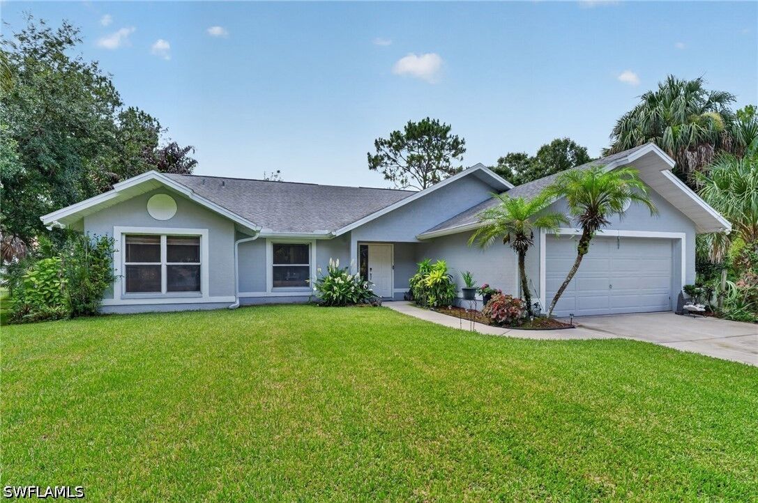 Property Photo:  2581 4th Avenue NE  FL 34120 