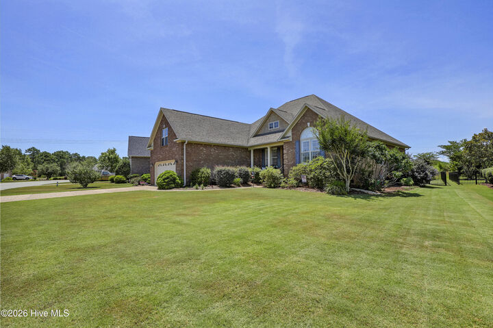 Property Photo:  728 Highlands Drive  NC 28443 