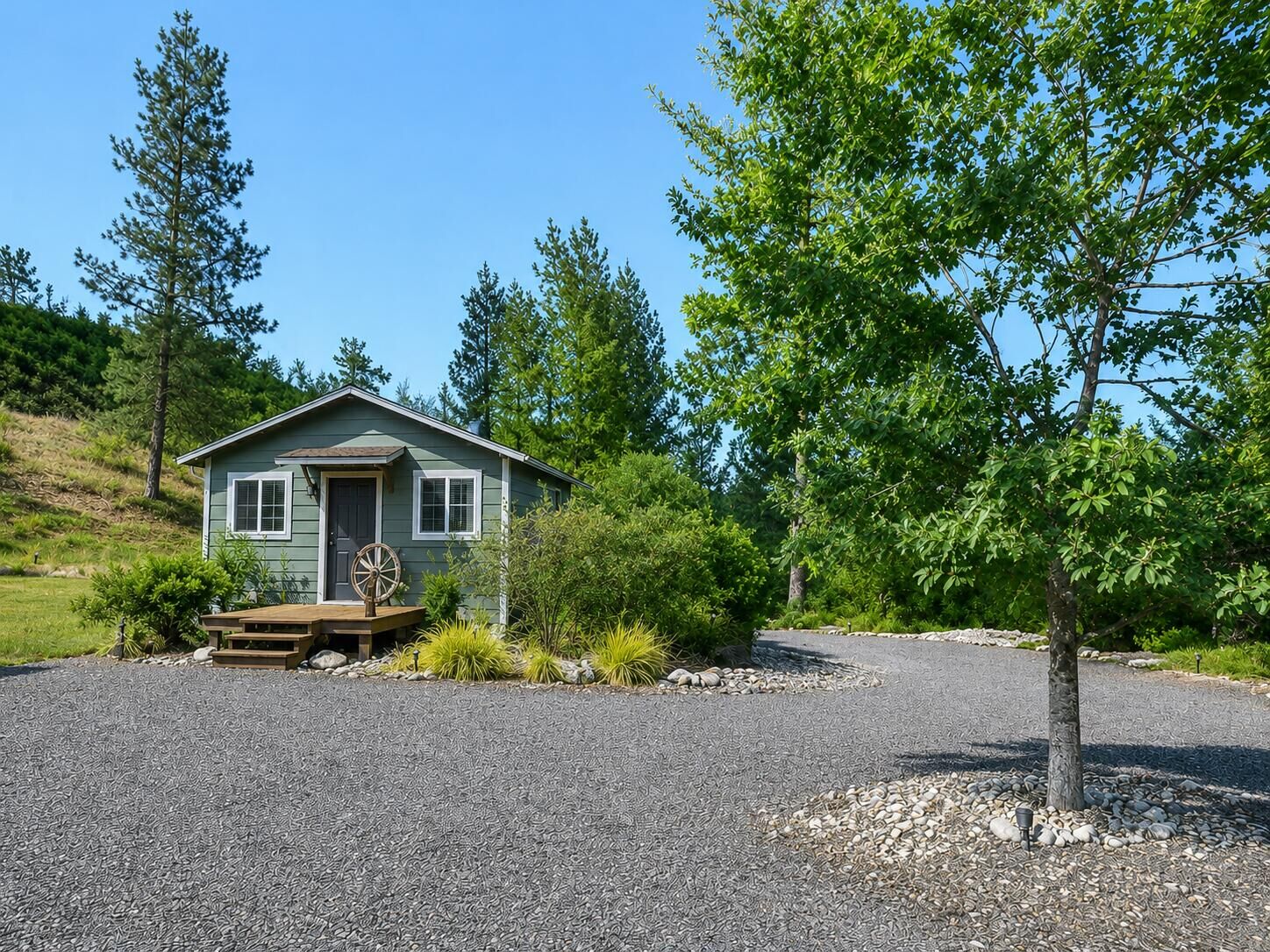 Property Photo: 13 Little Joes Rd WA 99141