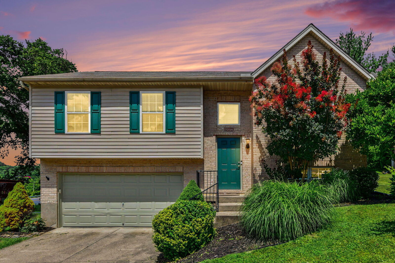 Property Photo: 2008 Gribble Drive KY 41017
