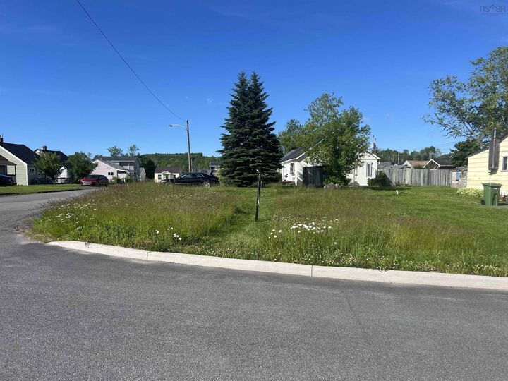 Property Photo:  34 Highland Drive  NS B2H 4C3 