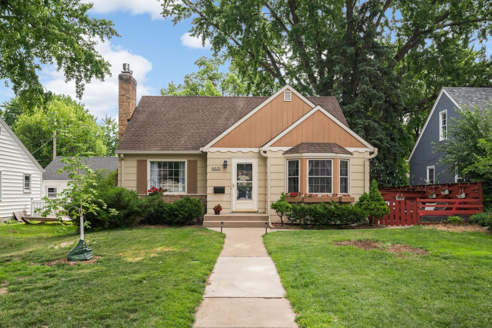 Property Photo:  6825 Harriet Avenue  MN 55423 