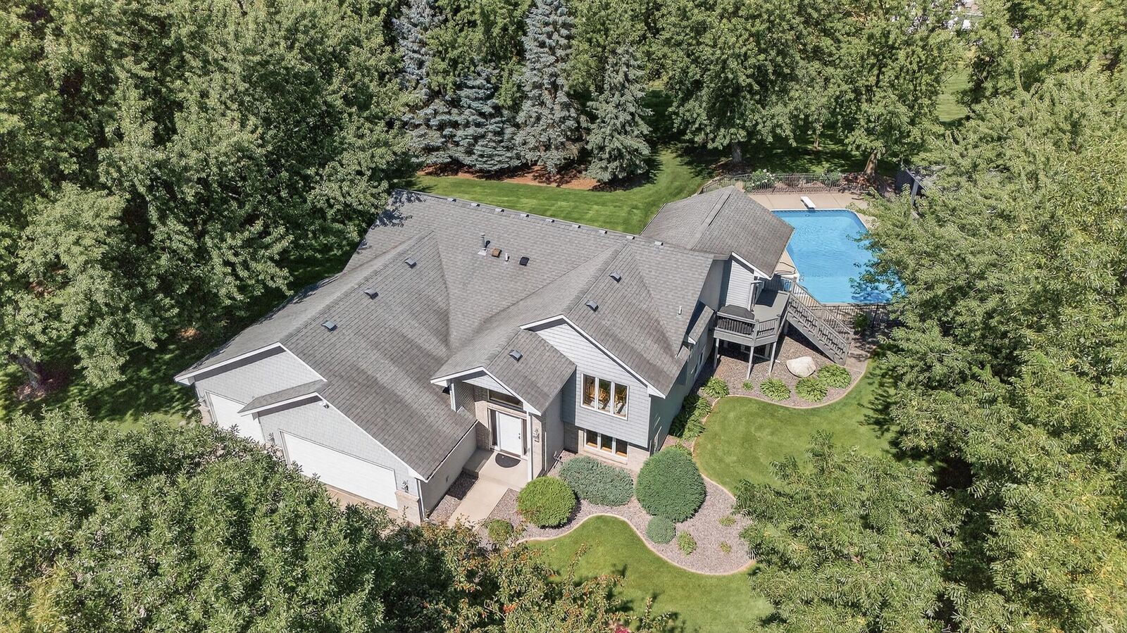 Property Photo: 7460 Odean Avenue NE MN 55330