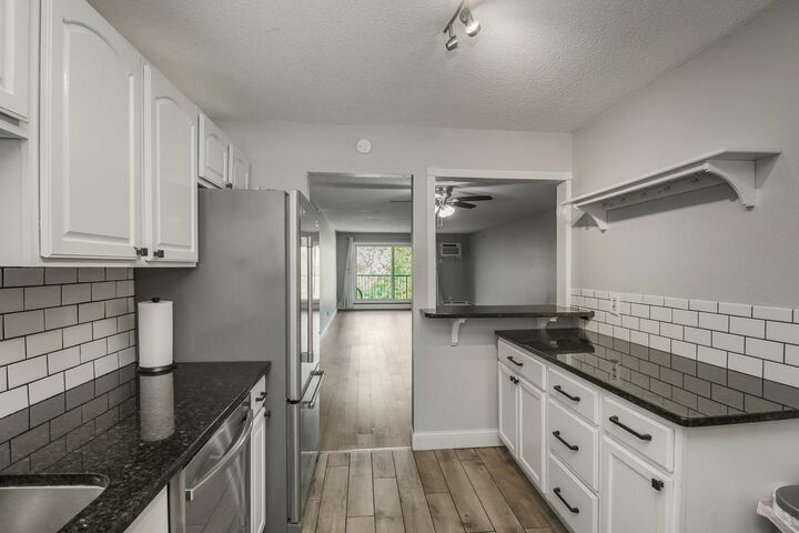 Property Photo: 1700 Four Oaks Road 219 MN 55121