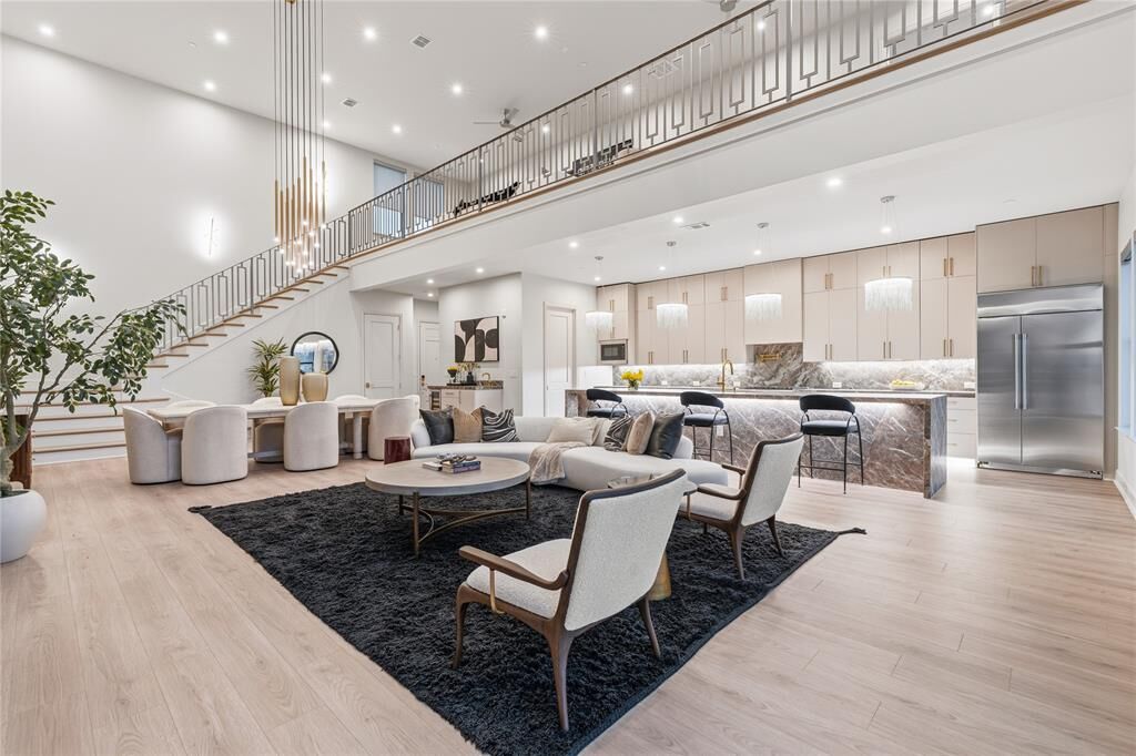 Property Photo: 1900 S Ervay Street 609 TX 75215