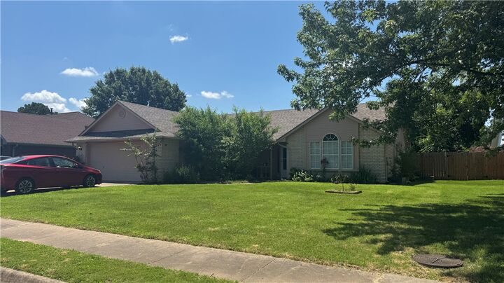 Property Photo:  3406 W Beech Drive  AR 72756 