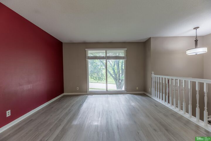 Property Photo:  2512 N 143 Street  NE 68164 