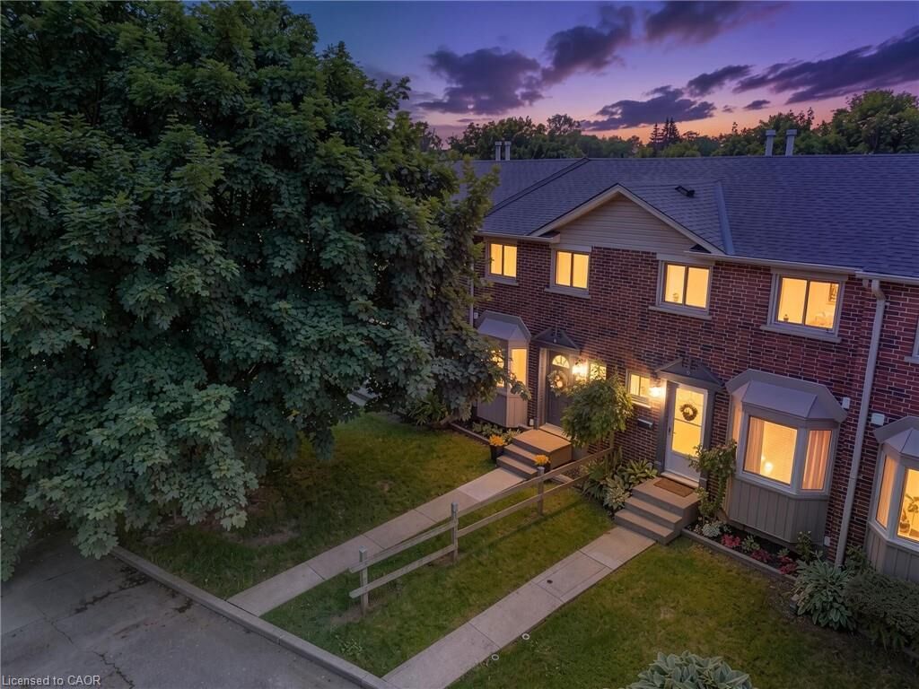 Property Photo: 149 Brantwood Park Road ON N3P 1X9