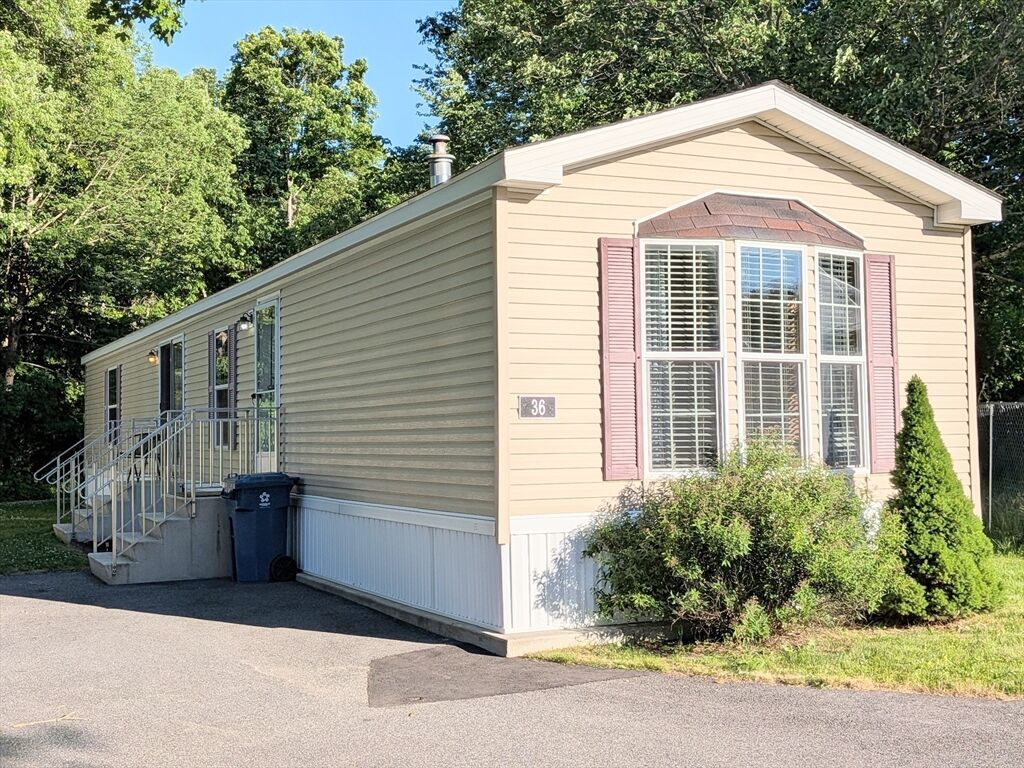 Property Photo:  36 Presidential Circle  MA 01083 
