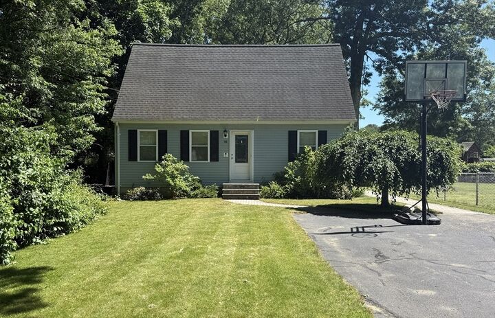 Property Photo:  98 Indian Run Rd  MA 02019 