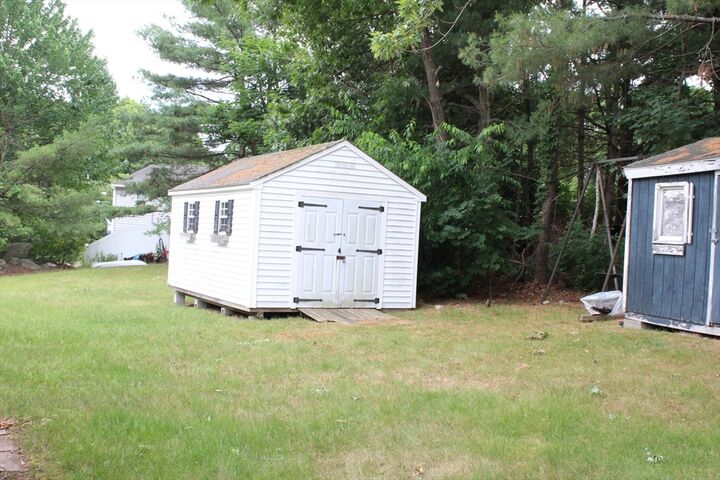 Property Photo: 46 Phillip Dr MA 02019
